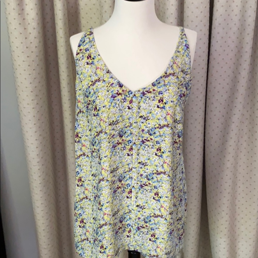 Beautiful CAbi cami
